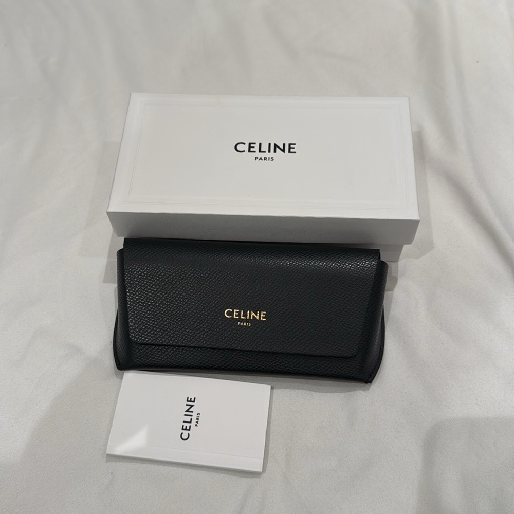 Celine sunglasses brand new never used. - Picture 9 of 9